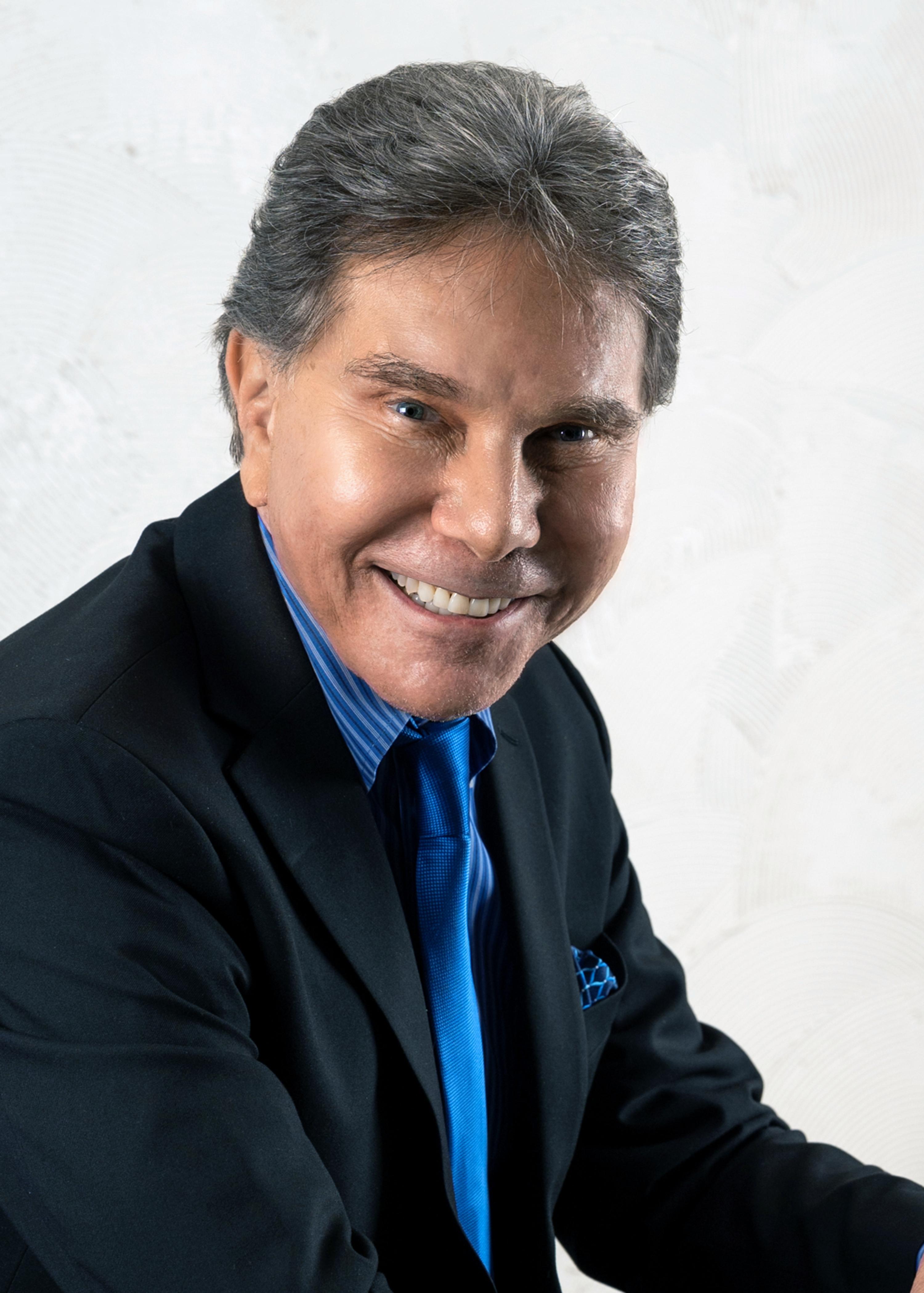 Cialdini headshot