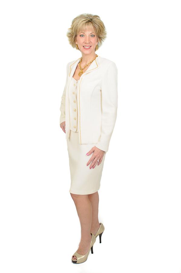 Laura Stack White 26 standing no clock