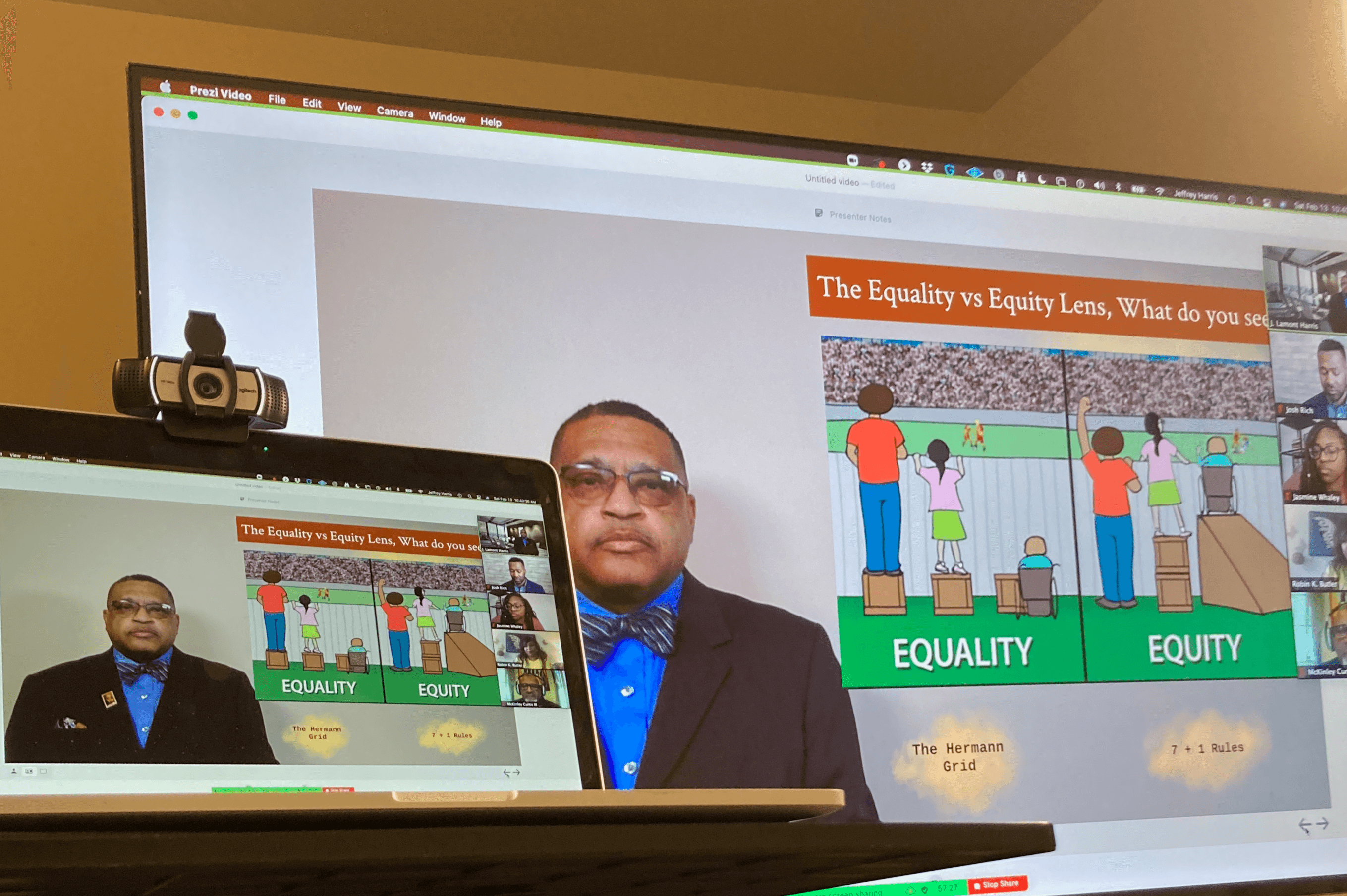 Virtual Diversity Training