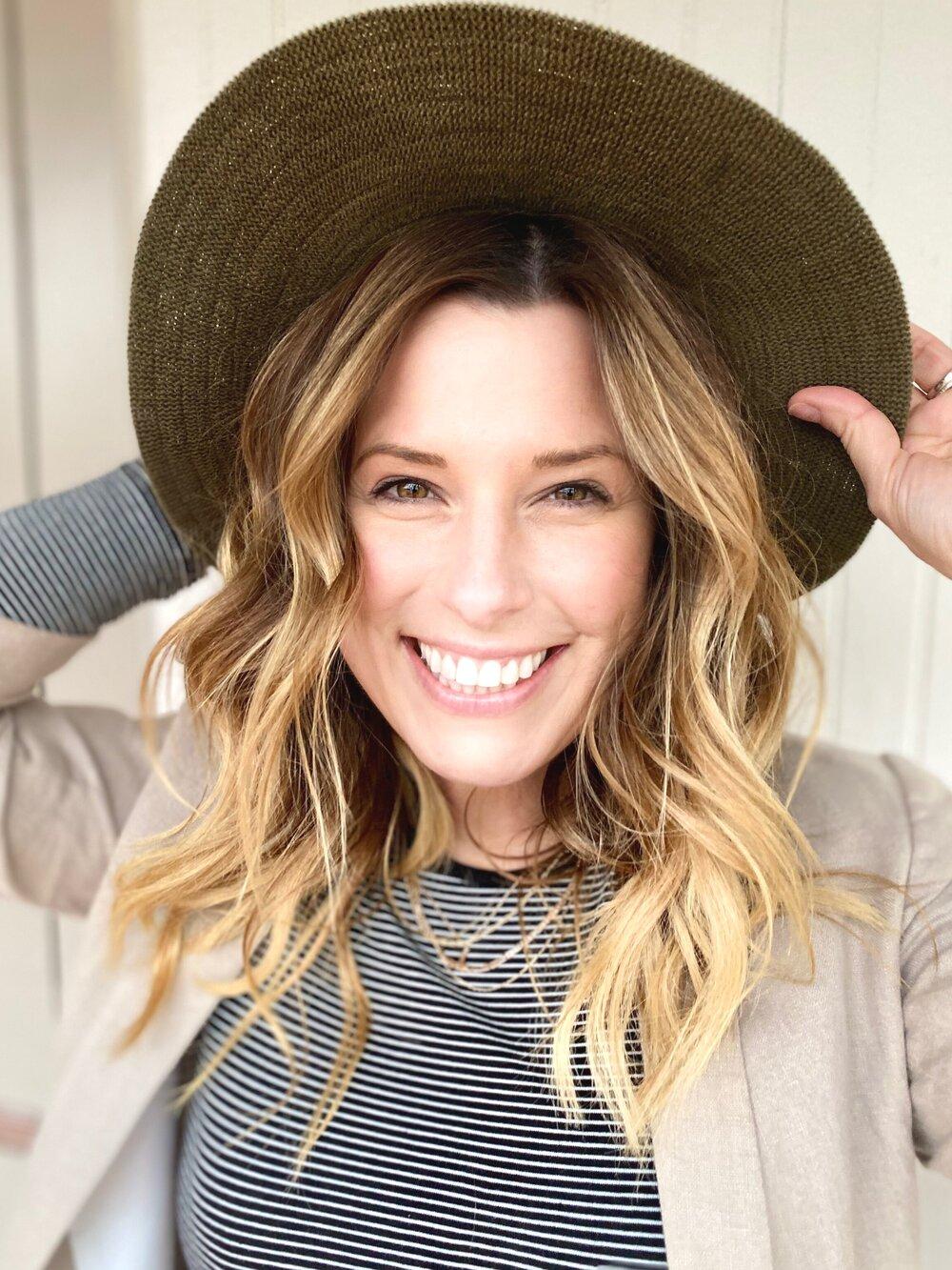 Carrie Locklyn hat