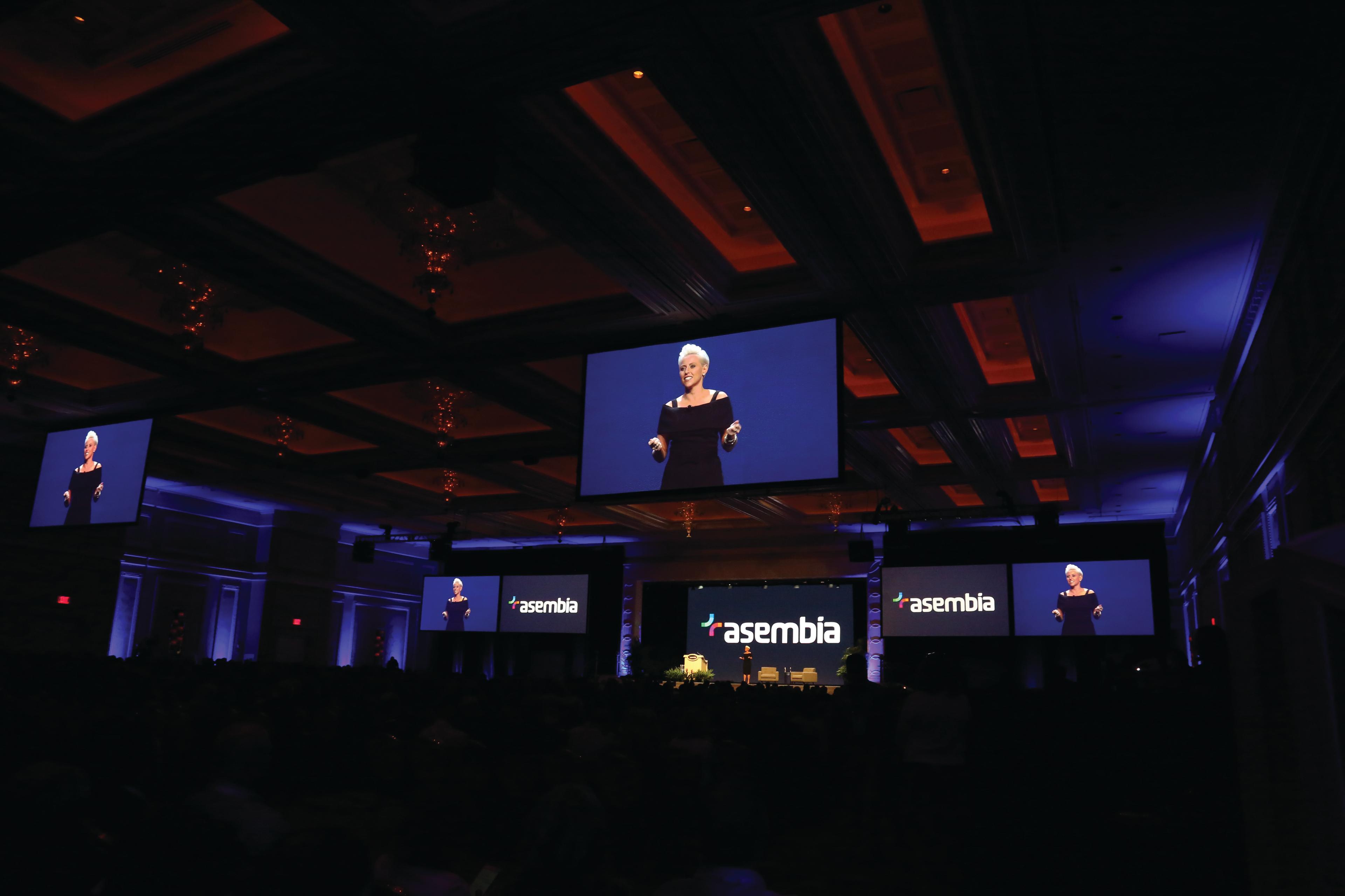 Laura Emceeing Asembia Pharmaceutical for 5000