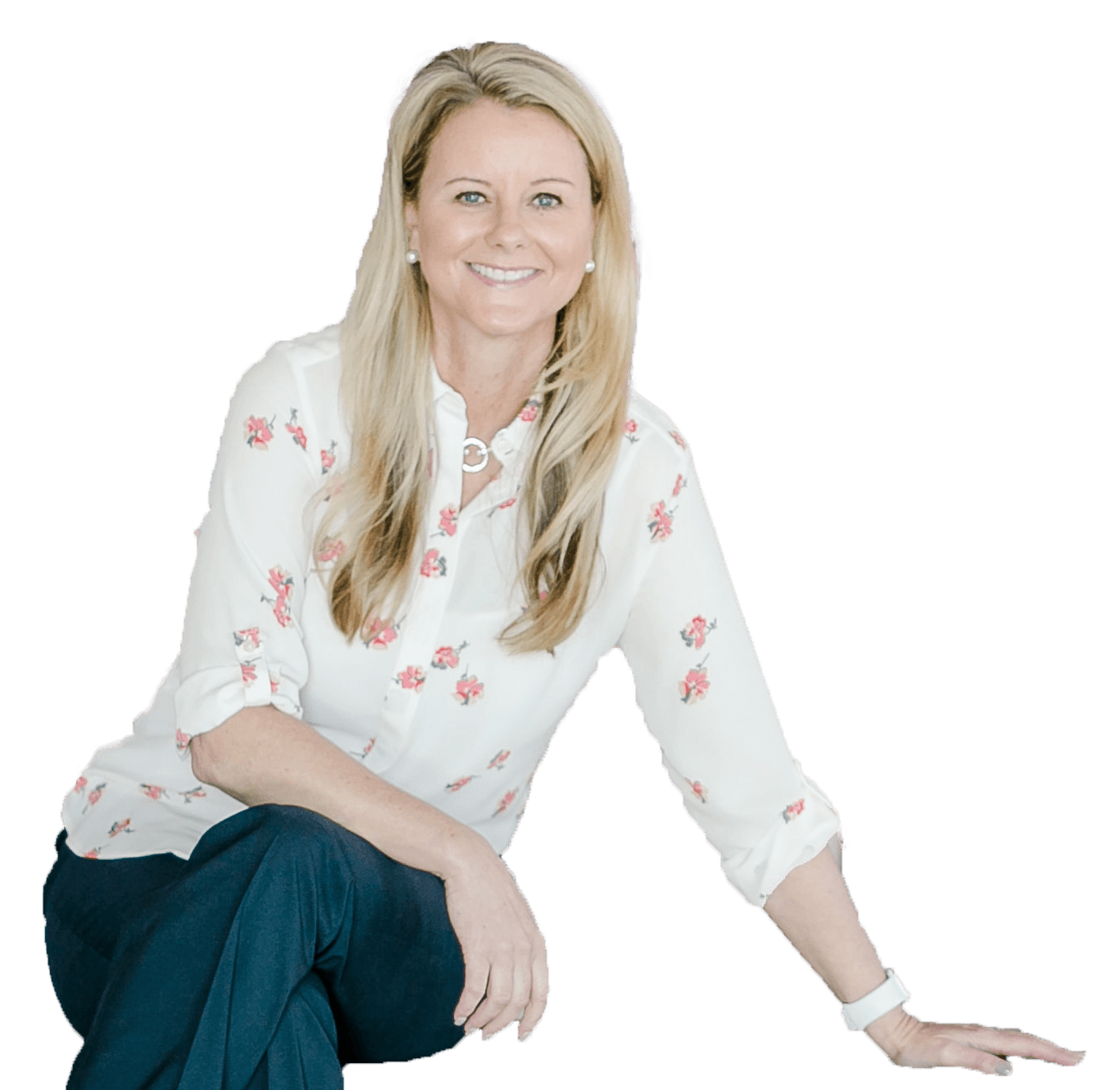 Kelly Merbler Casual Headshot 3 (Transparent)