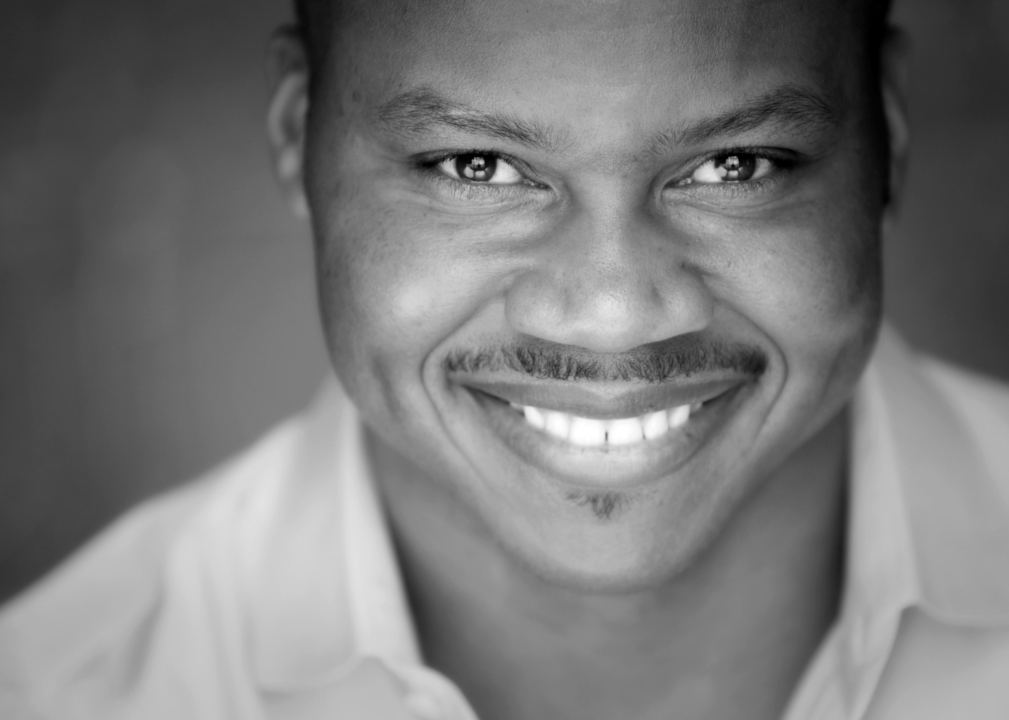 Dr. Jason Carthen: Black and White headshot