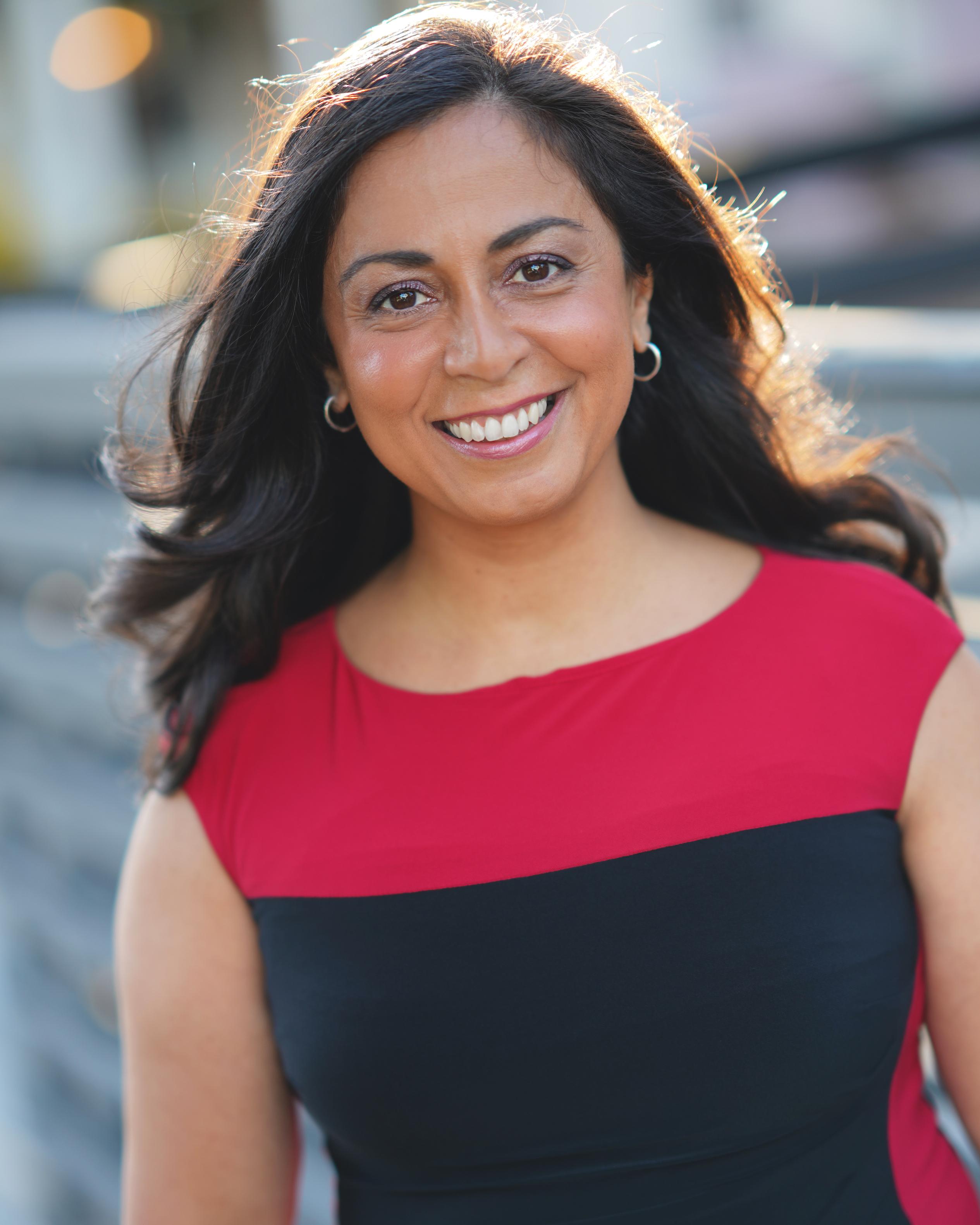 Carolina Caro Headshot