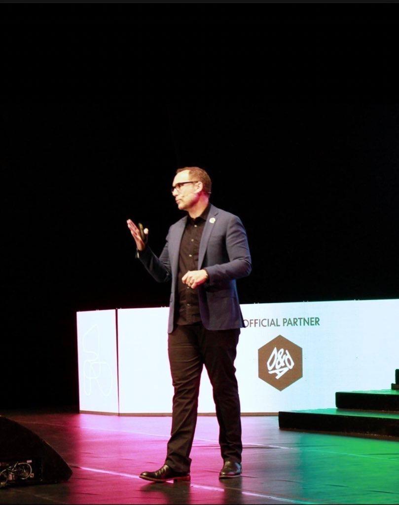 Reinvention Tour - LATAM