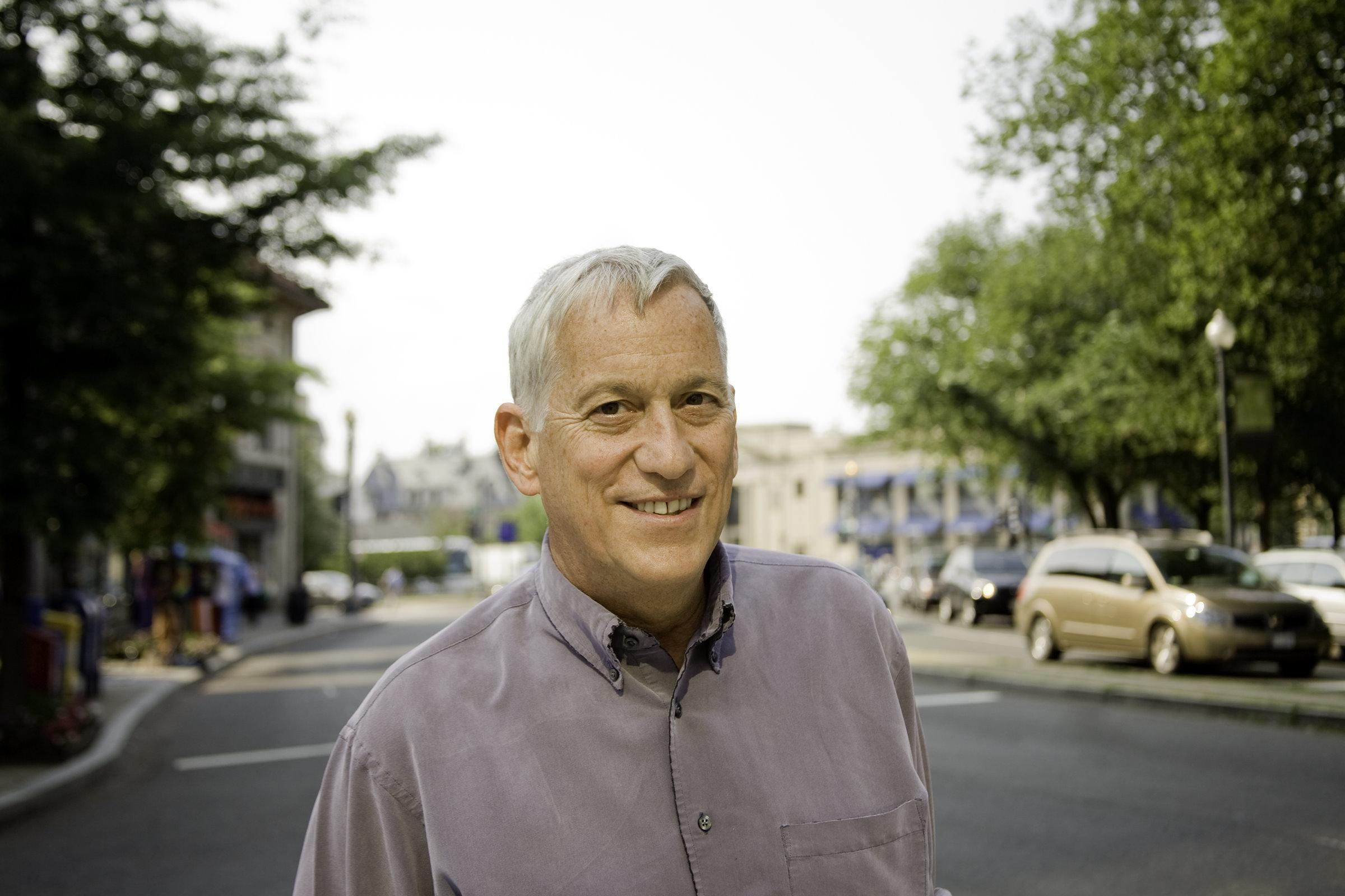 Walter Isaacson - Photo