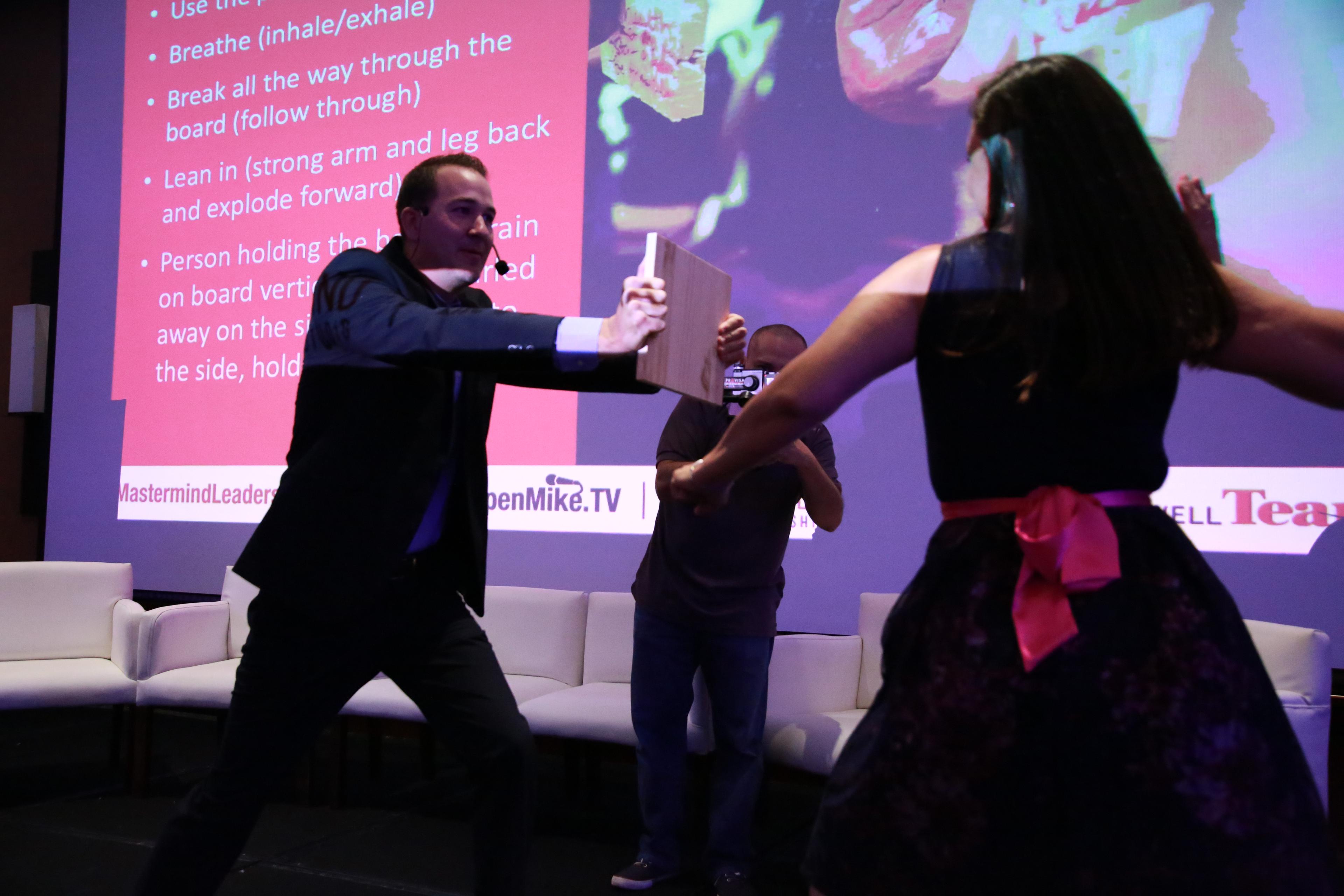 Michael Bult Gets Audience Involved Through Team Building Breakthrough