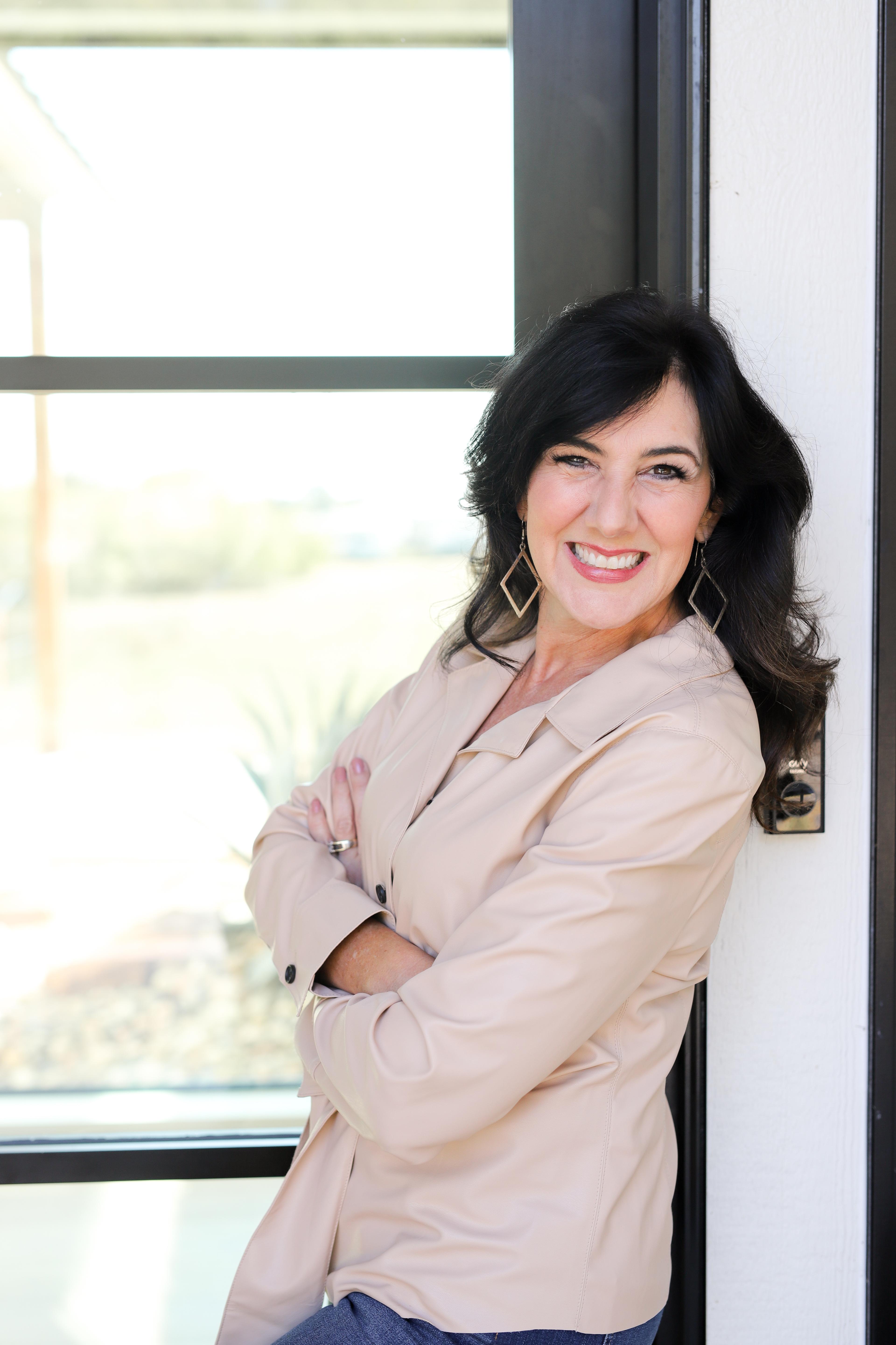 Christine Cashen Headshot