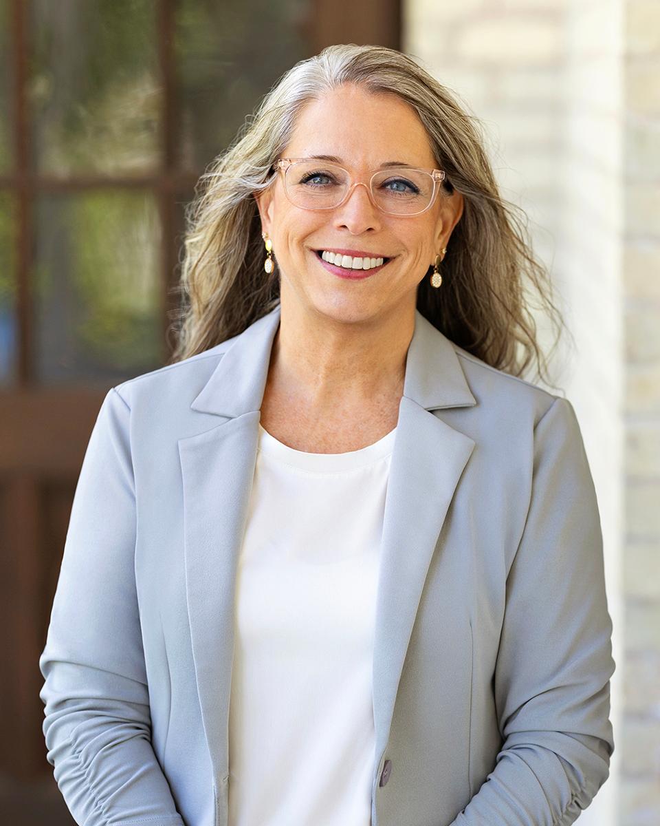 Linda Grizely Outside