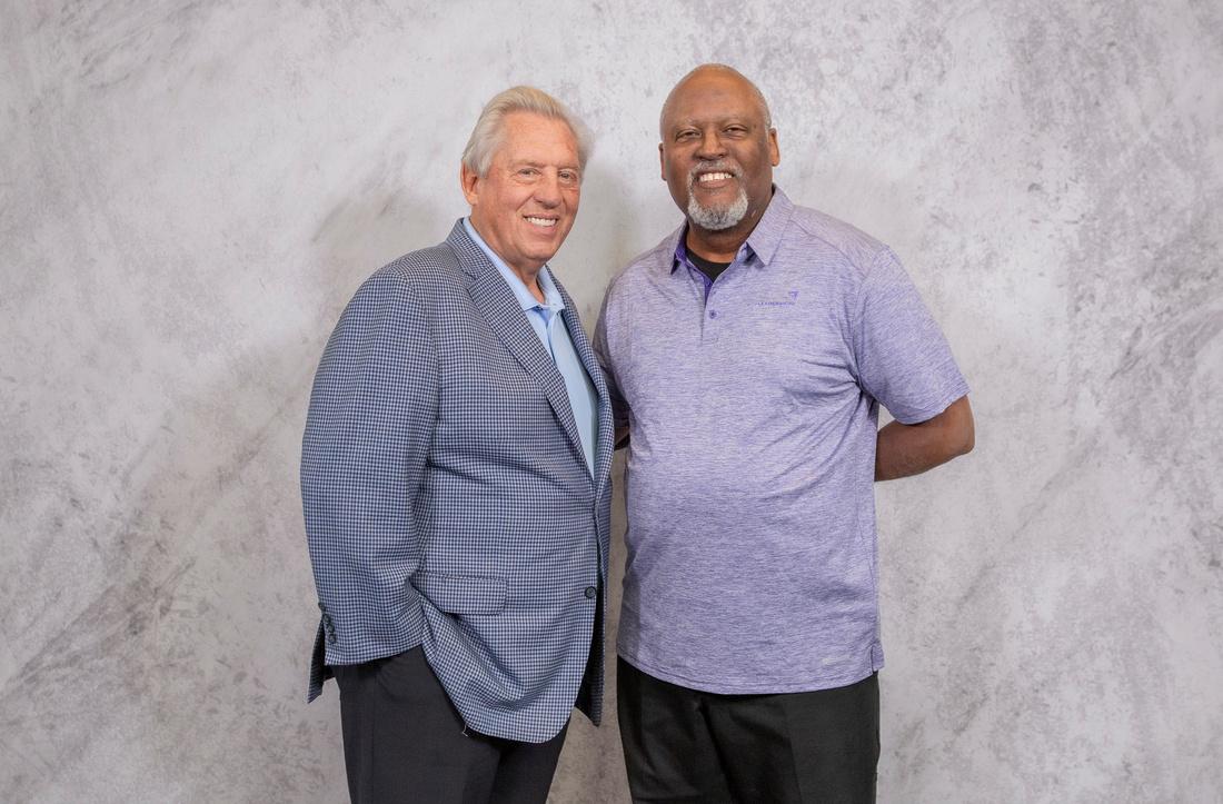 Wisdom from the Best: A Photo with John C. Maxwell