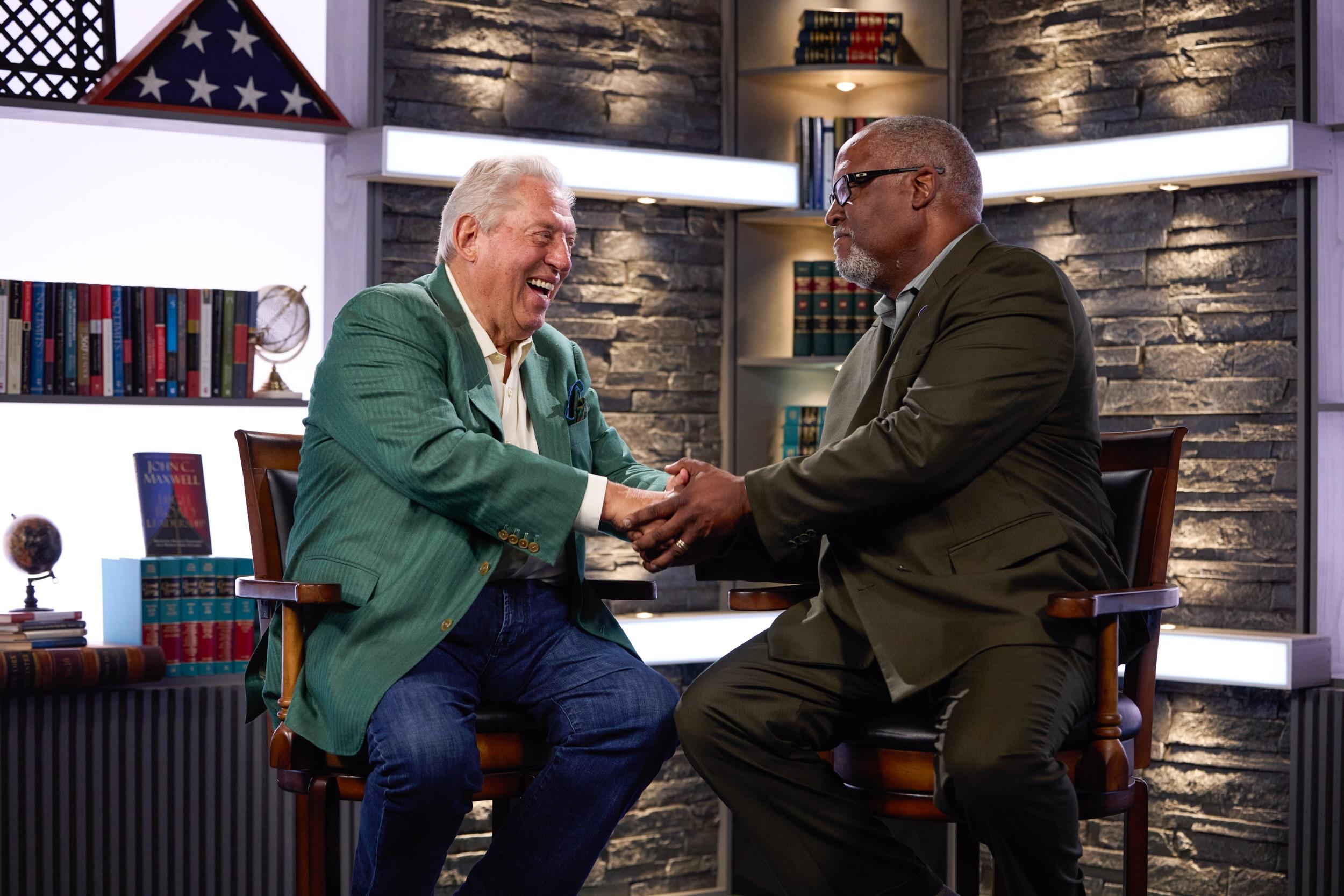 Wisdom from the Best: A Photo with John C. Maxwell