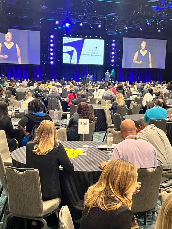 Versonya live global leadership event