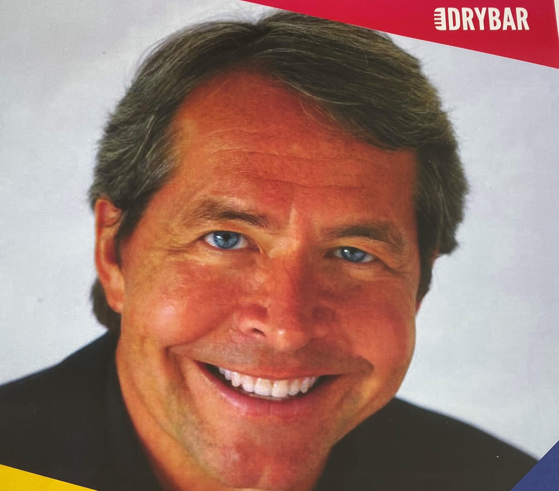 DAVE DUGAN HEADSHOT DRY BAR COMEDIAN