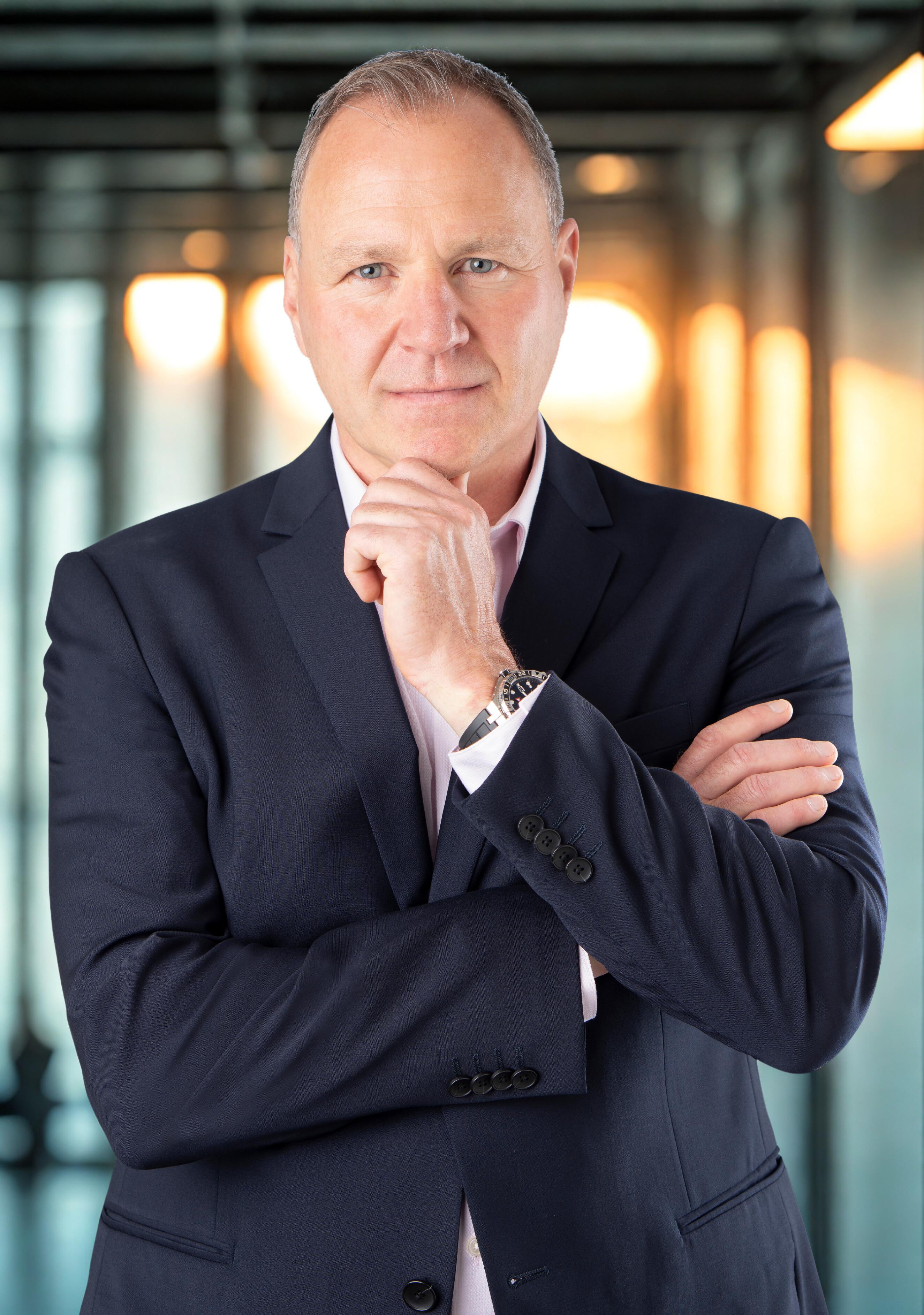 Simon Vetter - The Vision Architect