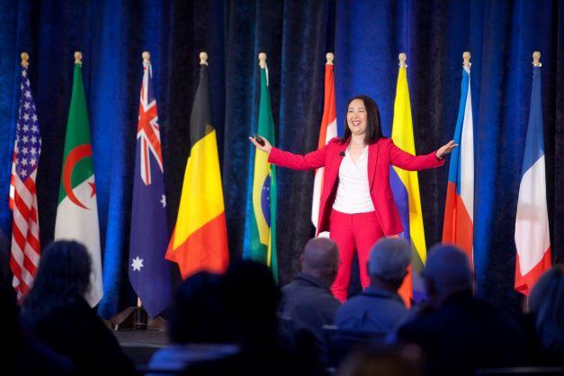 Natsuyo Lipschutz | International Keynote Speaker | Cross-Cultural Communication