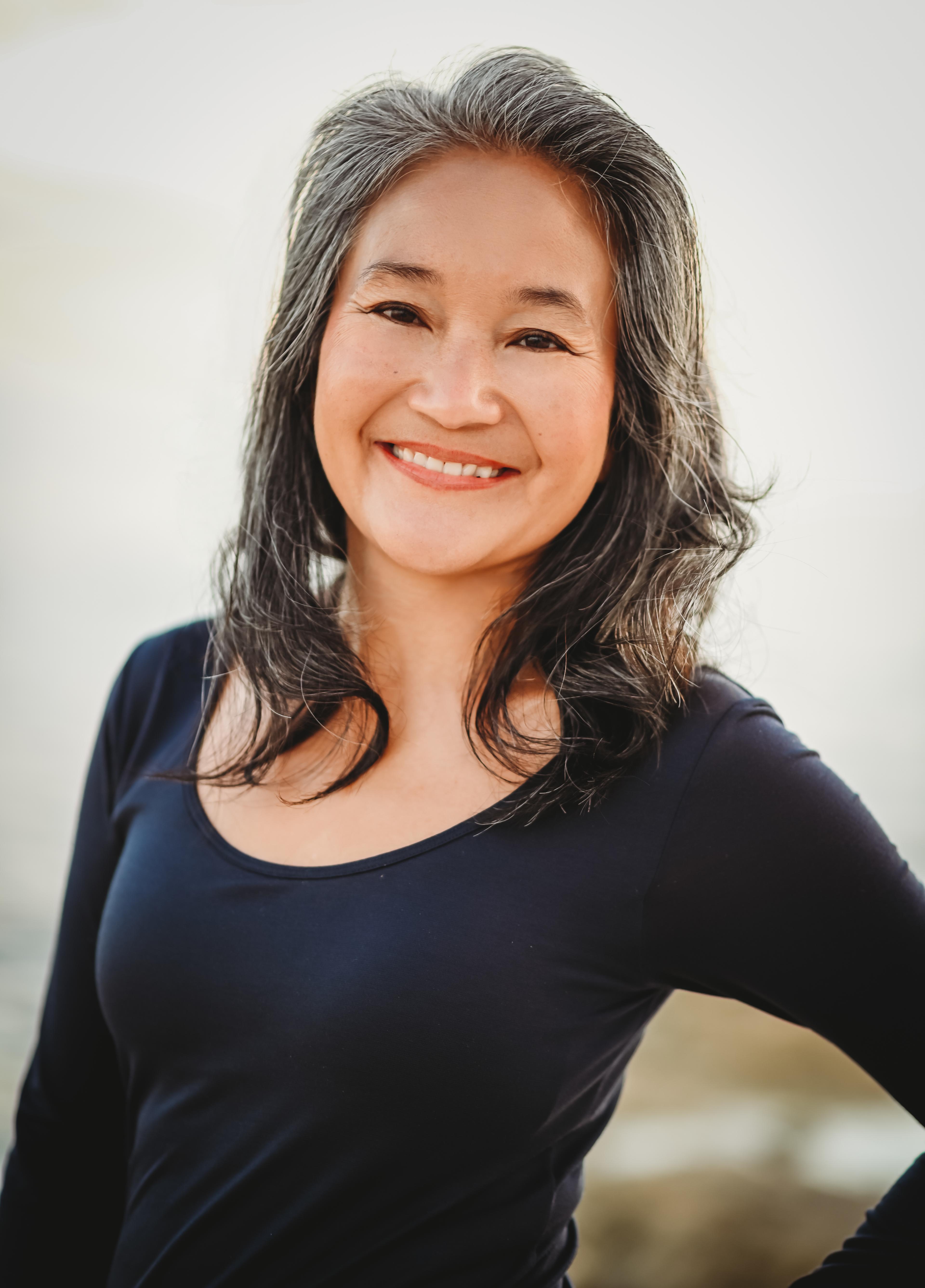 Nhi Aronheim- Headshot