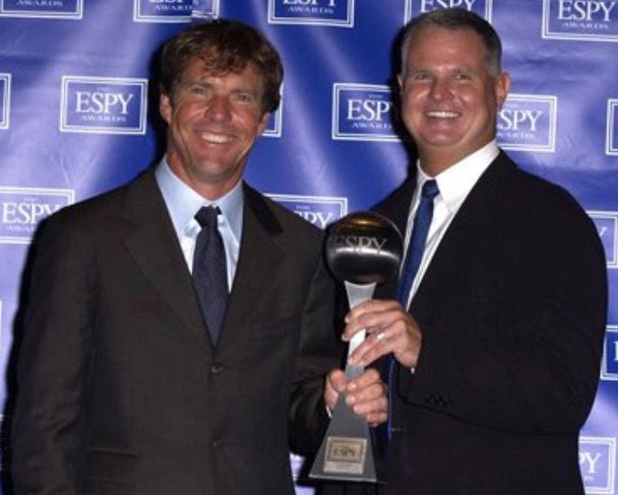 Dennis Quaid & Jim receiving an ESPY Award 2002