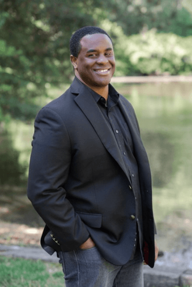 Jason Davis Headshot 1