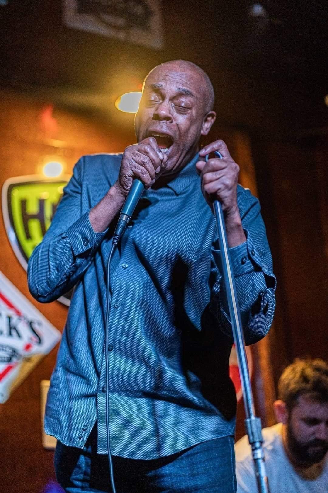 Michael Winslow Live