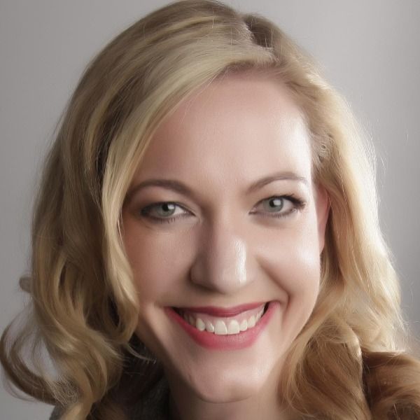 Elizabeth Linder