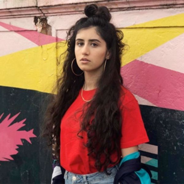 Naaz Naaz