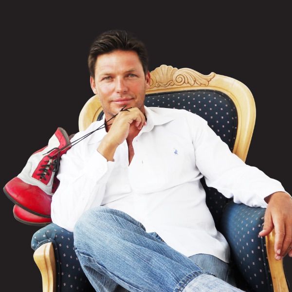 Brett Shuttleworth