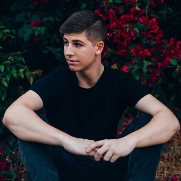 Steve James