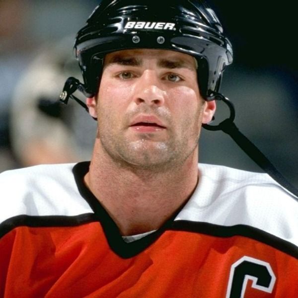 Eric Lindros