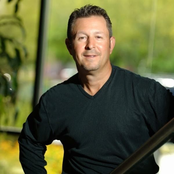 Nicholas Aretakis