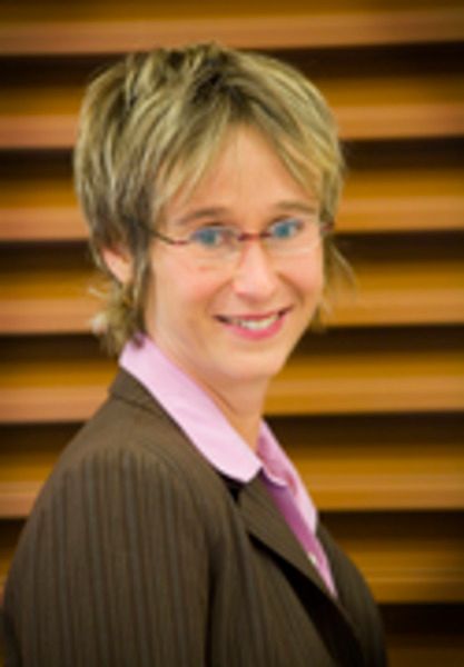 Dana Barz