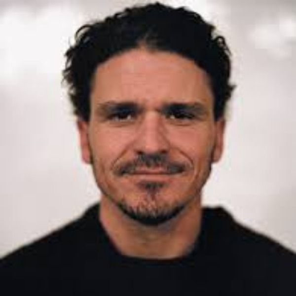 Dave Eggers