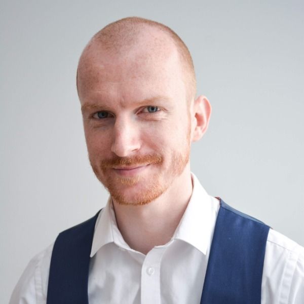 Simon Day