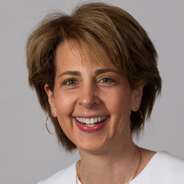 Liz Schrayer