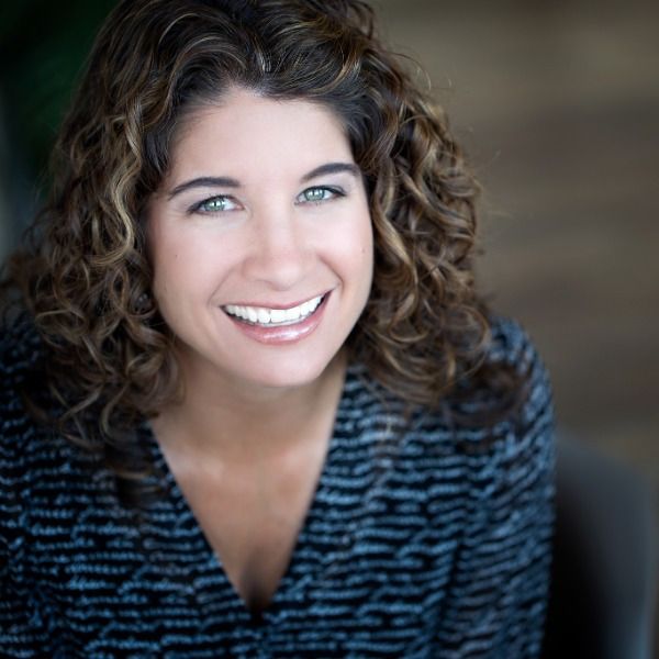 Julie Holunga