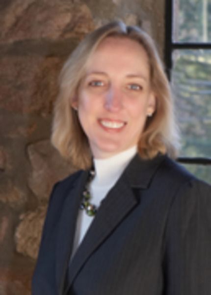 Donna M Roberts