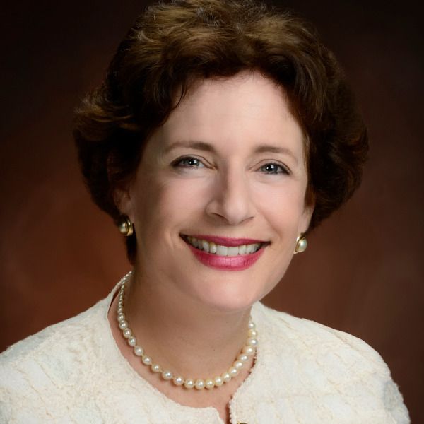 Elizabeth (Liz) Coursen