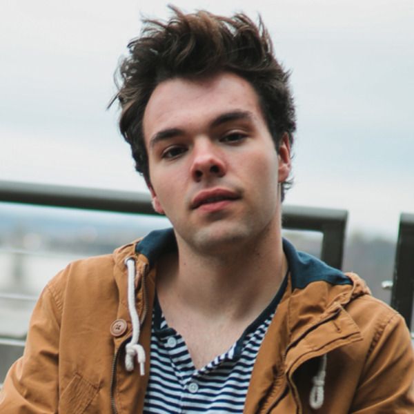 Grayson DeWolfe