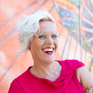 Jo Saunders