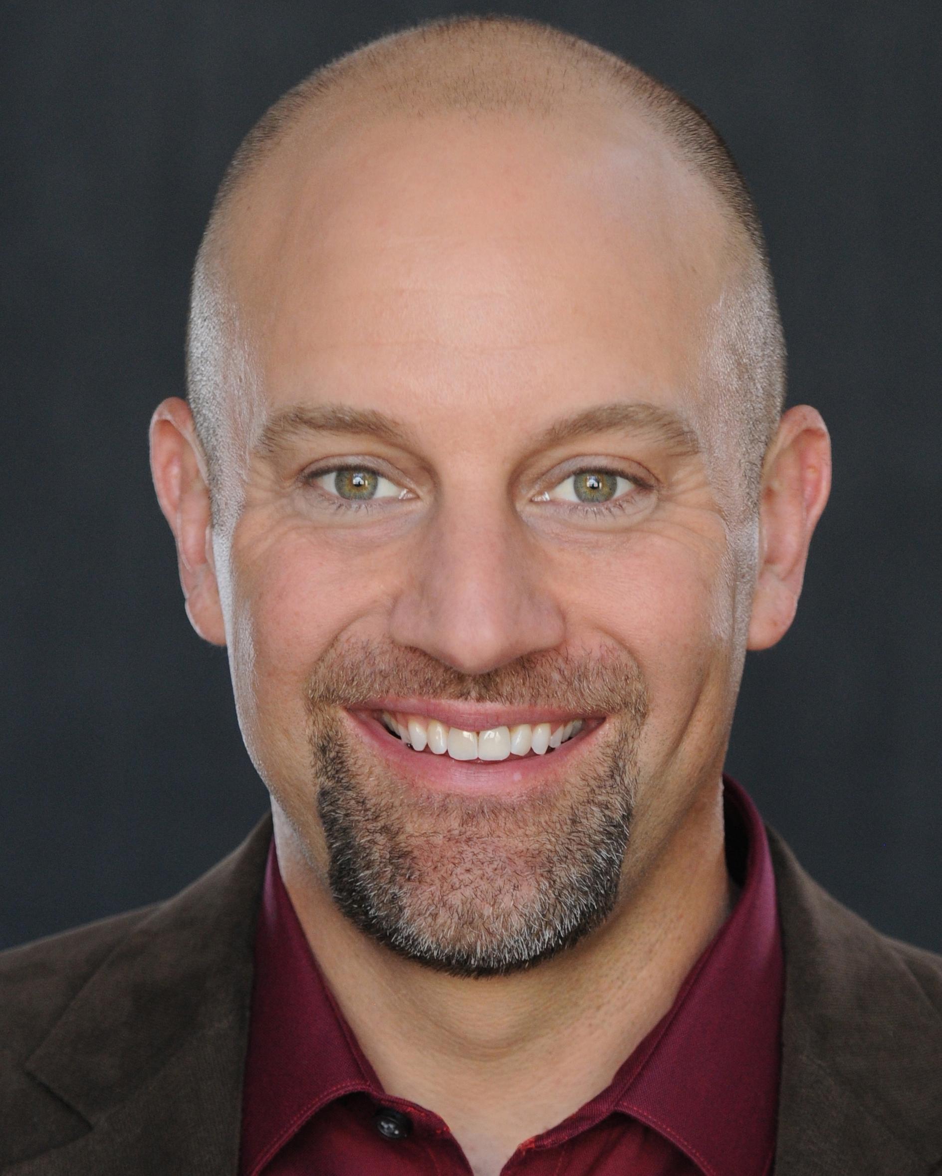 Mike Robbins headshot