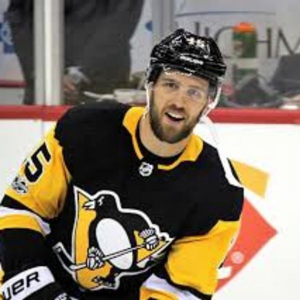 Riley Sheahan