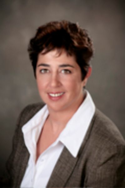 Lizz Pellet