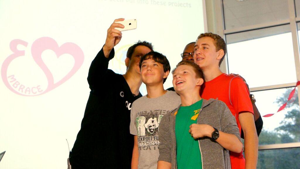 Photos with Kids after a Go Love Now program