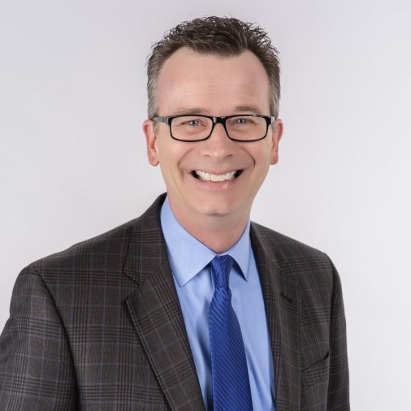 Lyndy Phillips, Laugh More. Stress Less.