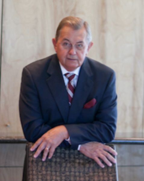 Les Taylor